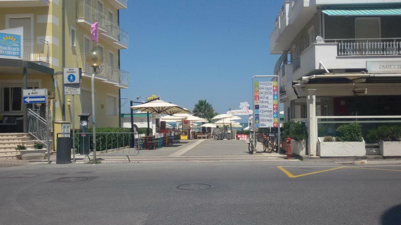 Domus Maris Viserba, Spiagge E Centro A 100 Mt, Promo Maggio Fiera Macfrut, Fieravicola, Expo Dental, Meeting Ріміні Екстер'єр фото
